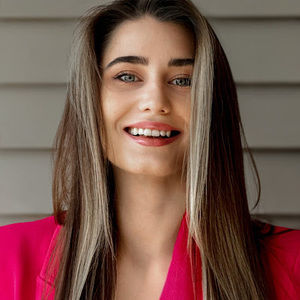 Meet your Posher, Victoria